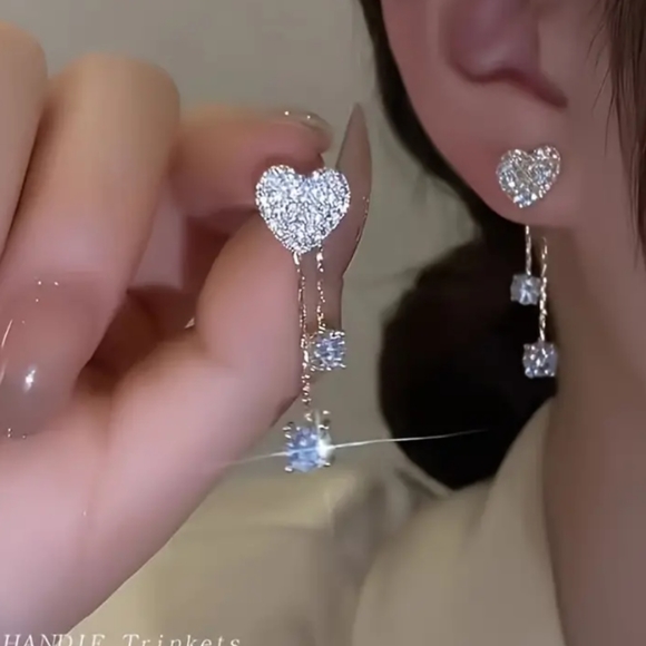 Jewelry - Silver Plated Heart Shaped Earrings